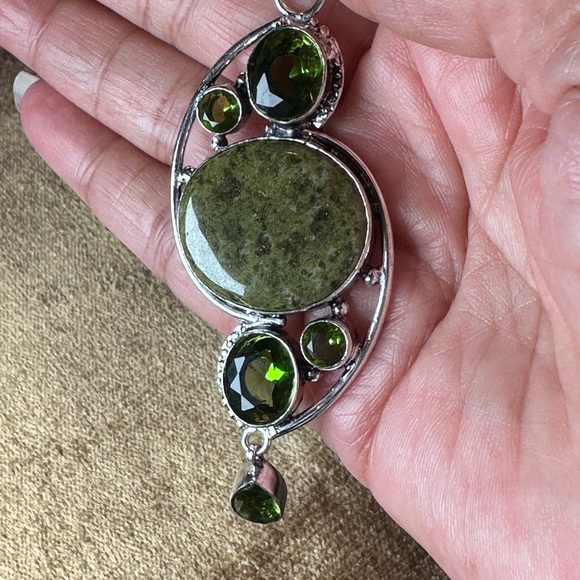 Artisan Green Gemstone Pendant  “volcanic chrysotile” dangle Pendant only - Picture 1 of 11